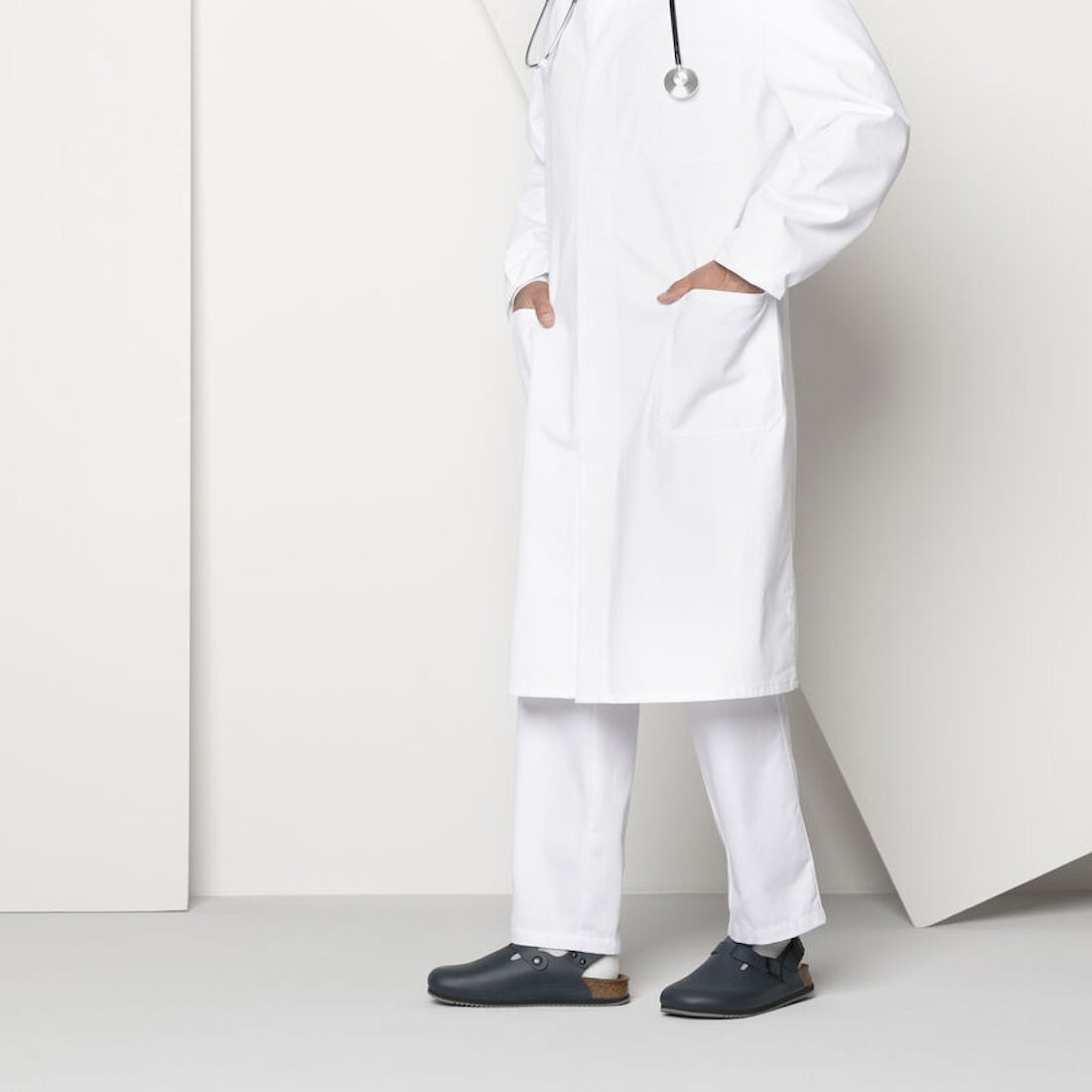 zuecos TOKIO SL, zapatos para cocina, zuecos de chef, zuecos de cocinero, calzado sanitario, Bikenstock, Salstock