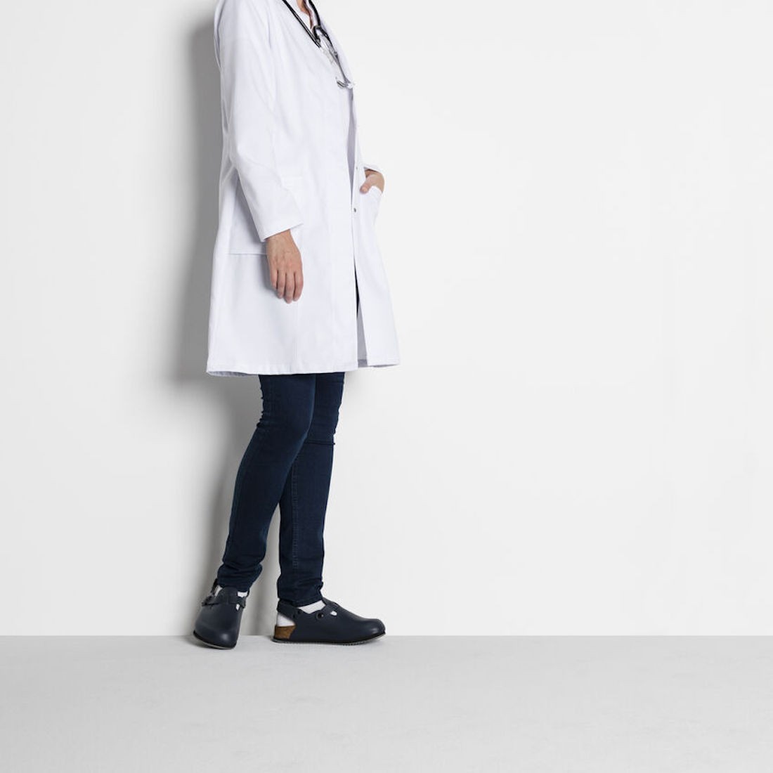 zuecos TOKIO SL, zapatos para cocina, zuecos de chef, zuecos de cocinero, calzado sanitario, Bikenstock, Salstock